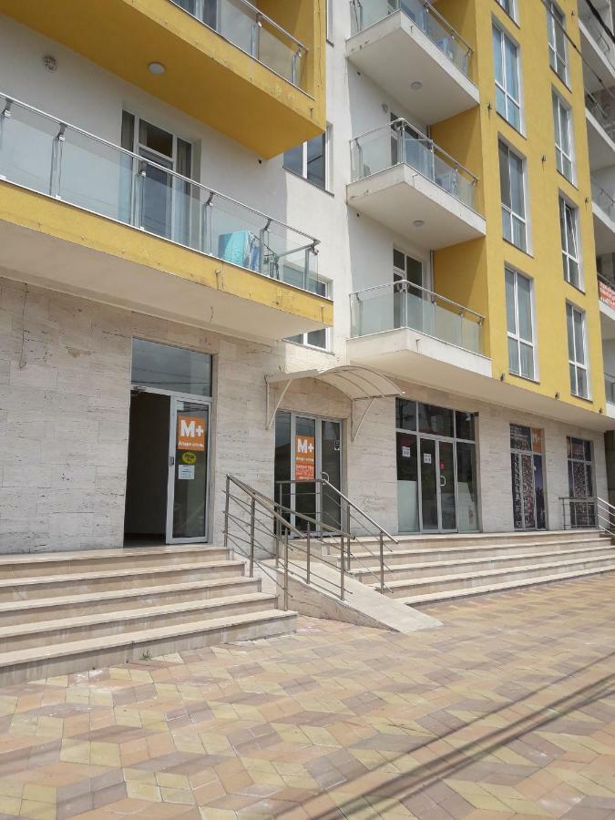 Бежевые Апартаменты Batumi Kültér fotó